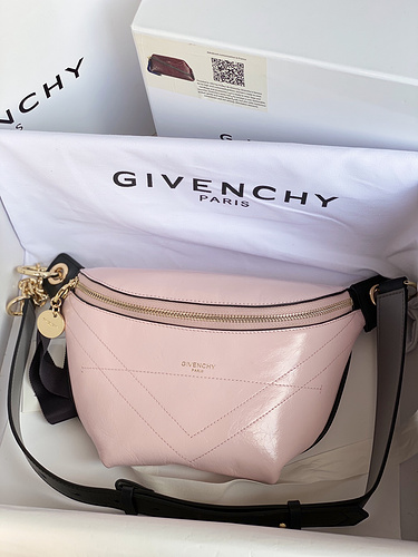 Givenchy-2c0fdd21